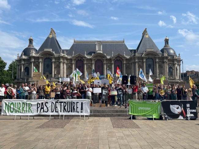 400 personnes mobilisées contre la proposition de loi « Duplomb » à Lille ce samedi 14 juin 2025